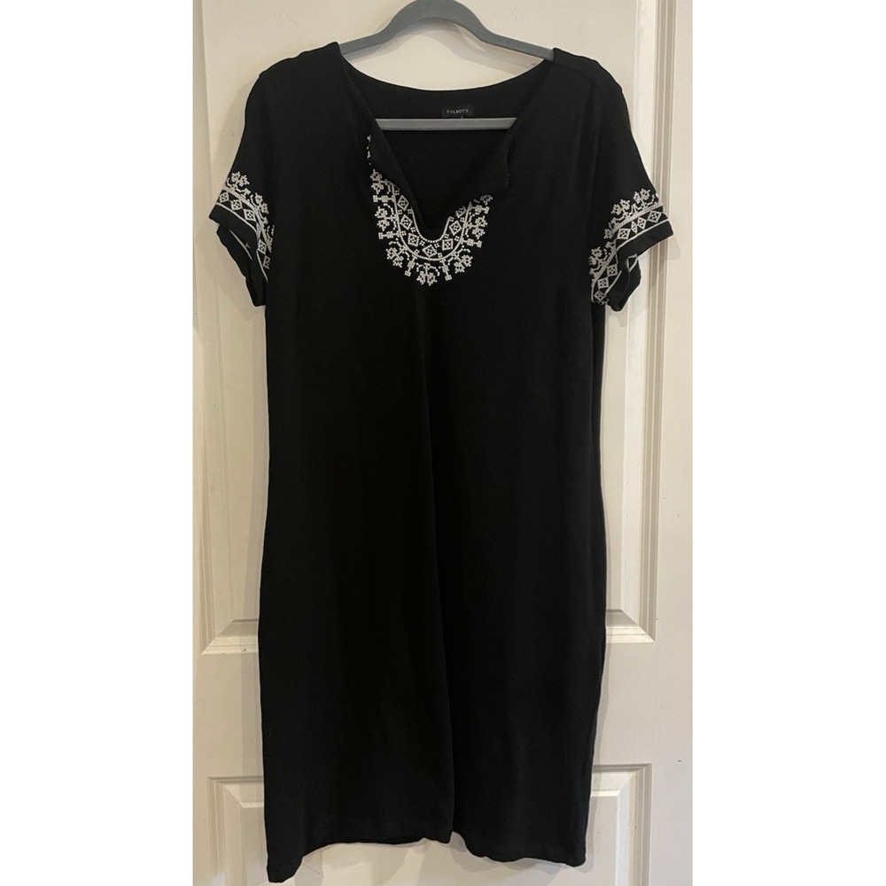 Talbots Shift Dress Large Short Sleeve Black White Embroidered Cotton V Neck